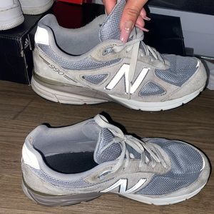 Grey New Balance 990 V4 M 6.5 Woman 8.5